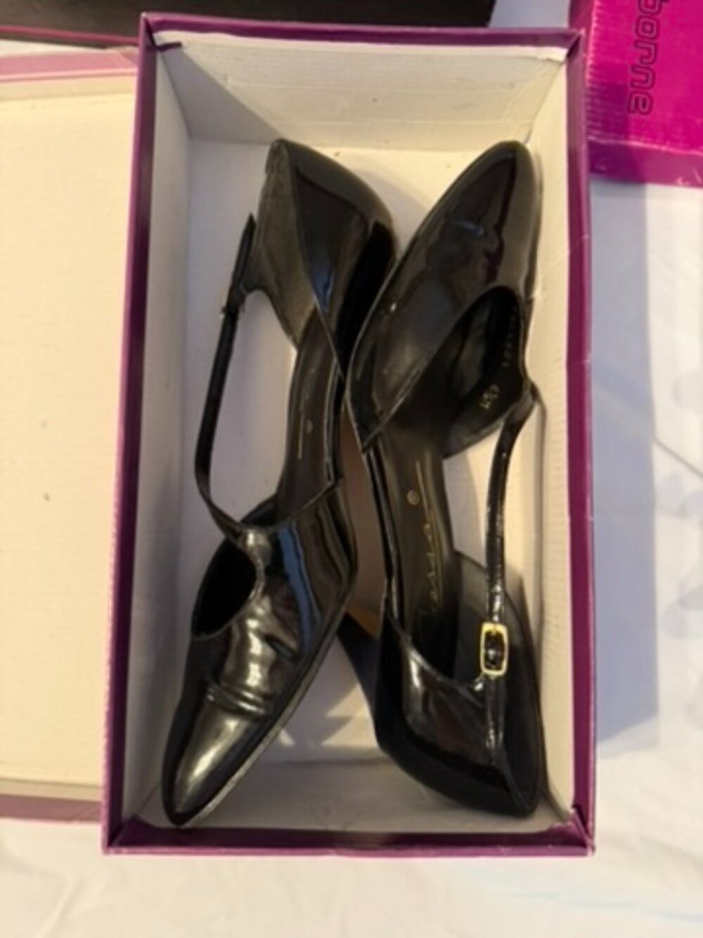 Caressa  - Vintage Black Leather Heels - 6.5